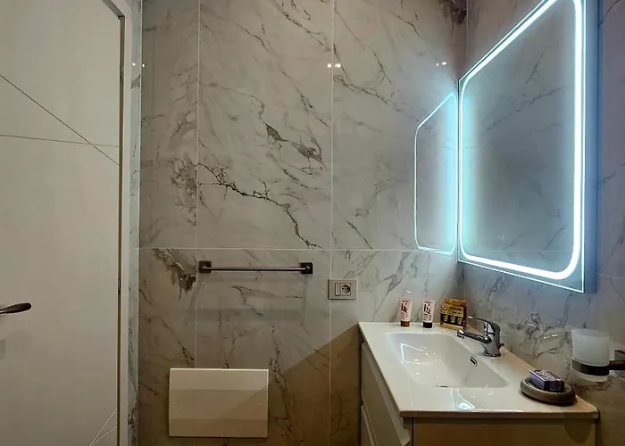 Oda ve Kahvaltı Il Magnifico Superior 400m From Tiburtina Railway Station And 290m From Metro 4*
