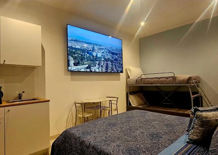 Il Magnifico Superior 400m From Tiburtina Railway Station And 290m From Metro Oda ve Kahvaltı Roma
